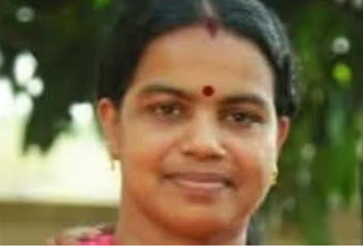 കൊട്ടാരക്കരയില് ട്രെയിനിന് അടിയില്പെട്ട യുവതി മരിച്ചു