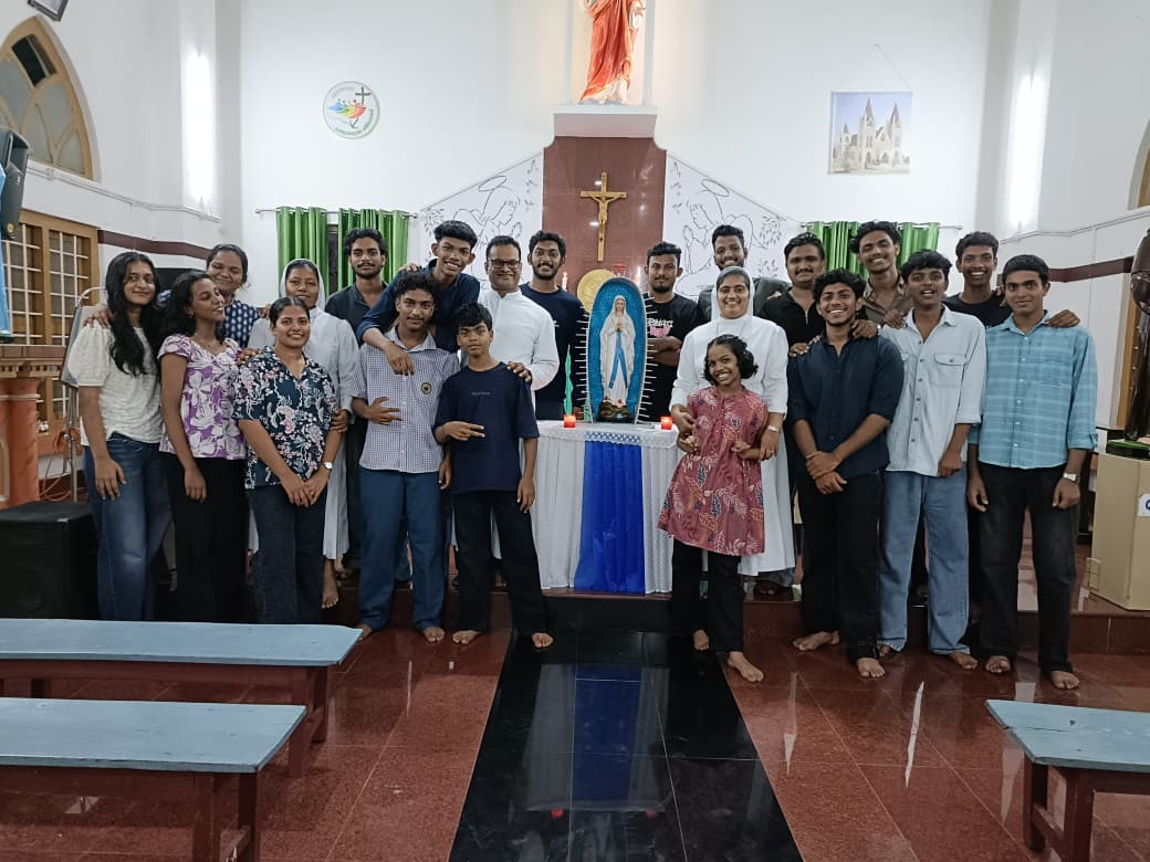 യുവജന ജപമാല  സംഗമം നടത്തി