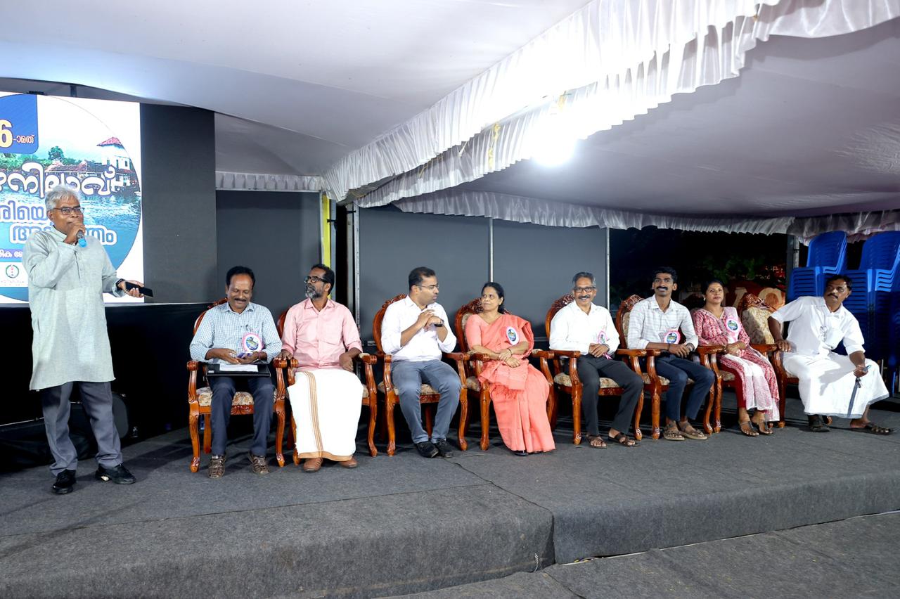 ലഹരിവിരുദ്ധ ബോധവൽക്കരണവും സംഗീതസന്ധ്യയും – “പുഴ നിലാവ്” കോട്ടപ്പുറത്ത്