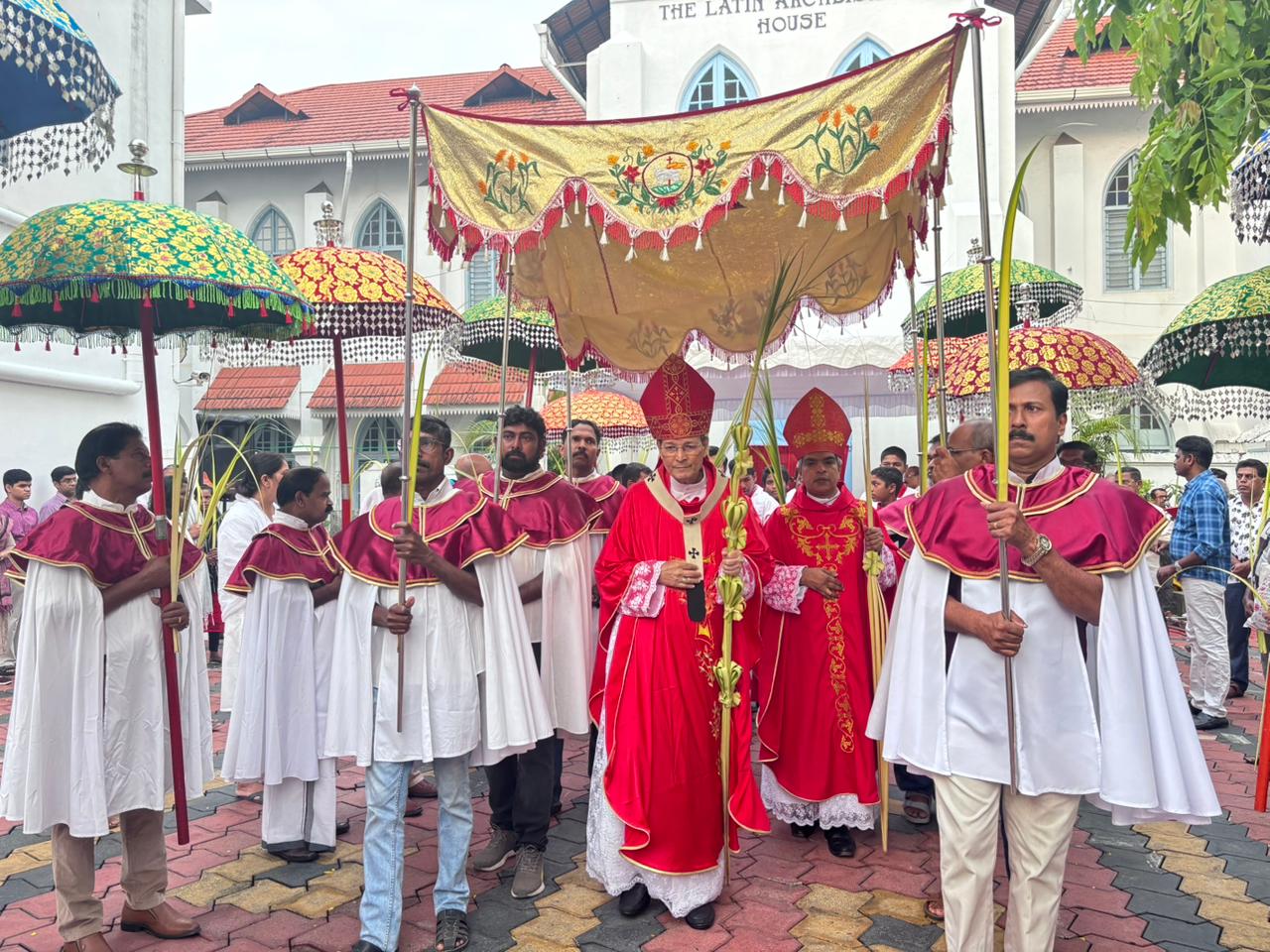 എറണാകുളം നഗരിയിൽ കെ.സി.വൈ.എം വരാപ്പുഴ അതിരൂപത പീഡാസഹന യാത്ര