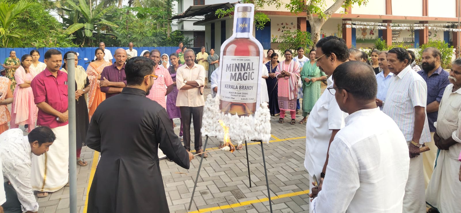 സർക്കാർ മദ്യനയംതിരുത്തേണ്ടിവരും കെ.എൽ.സി.എ.