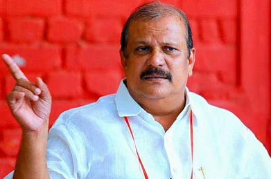 ക്രിസ്ത്യാനികൾക്കെതിരെ രൂക്ഷ വിമർശനവുമായി പി സി ജോർജ്. ബിജെപി ഉളളതുകൊണ്ടാണ് ക്രിസ്ത്യാനികൾ ഇവിടെ ജീവിക്കുന്നതെന്ന് പൂഞ്ഞാർ എൻഡിഎ സ്ഥാനാർത്ഥി പിസി ജോർജ്.