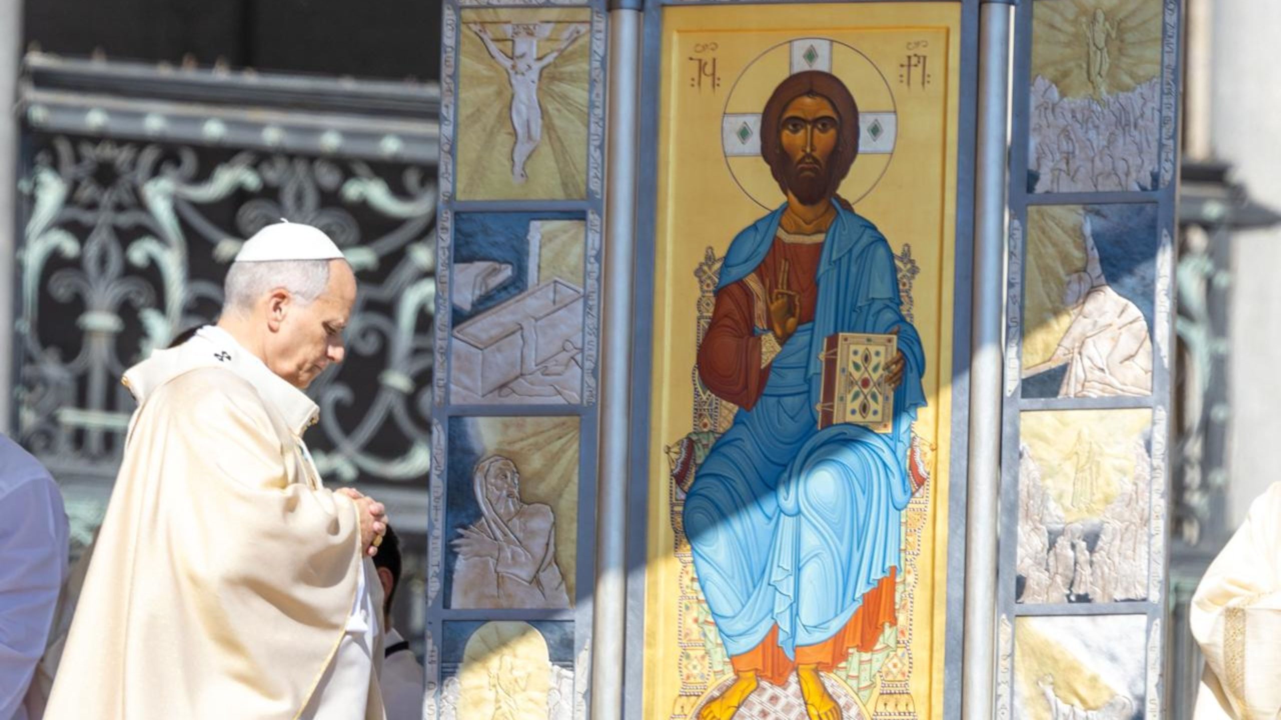 ക്രിസ്തുവിന്റെ ഉയിർപ്പ്, നമ്മെ പുതുജീവിതത്തിലേക്ക് ഉയർത്തുന്നു: പാപ്പാ