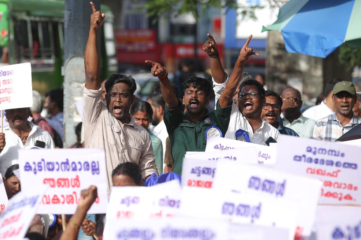 ഭരണകൂടമേ നീ ആരോടൊപ്പം?