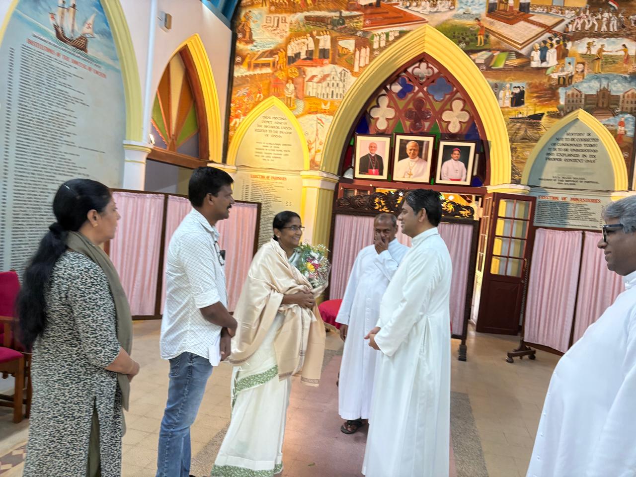 ഡെപ്യൂട്ടി സ്പീക്കർ ഷാനിമോൾ ഉസ്മാൻ, ഫോർട്ട് കൊച്ചി രൂപത ആസ്ഥാനം സന്ദർശിച്ചു