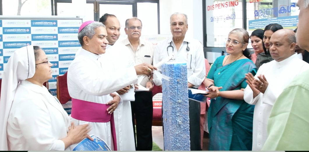 ഡോക്ടേഴ്സ് ദിനം ആഘോഷിച്ച് ലൂർദ് ആശുപത്രി