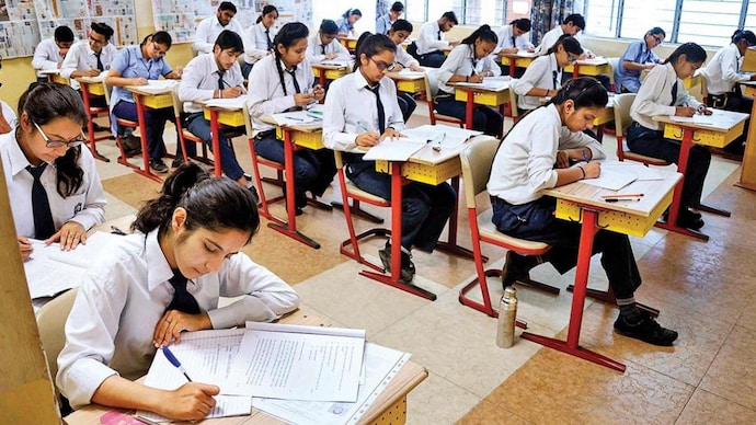 വിദ്യാഭ്യാസ മേഖലയിലെ ക്രമക്കേടുകൾ: ഡൽഹിയിലെ പോലീസ് അതിക്രമത്തിൽ കെ.സി.വൈ.എം. ലാറ്റിൻ പ്രതിഷേധിച്ചു