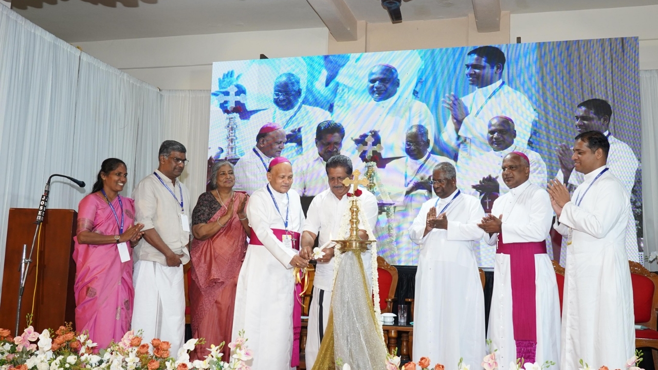 തീരസംരക്ഷണം- സമഗ്ര പദ്ധതി നടപ്പിലാക്കും: മന്ത്രി മോൻസ് ജോസഫ്