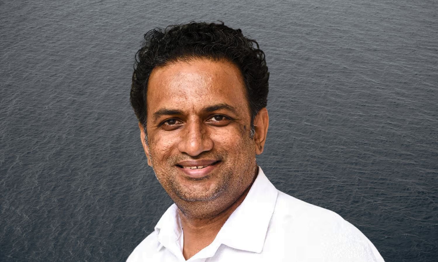 സൗഹൃദത്തിന്റെ ബൈലൈന്